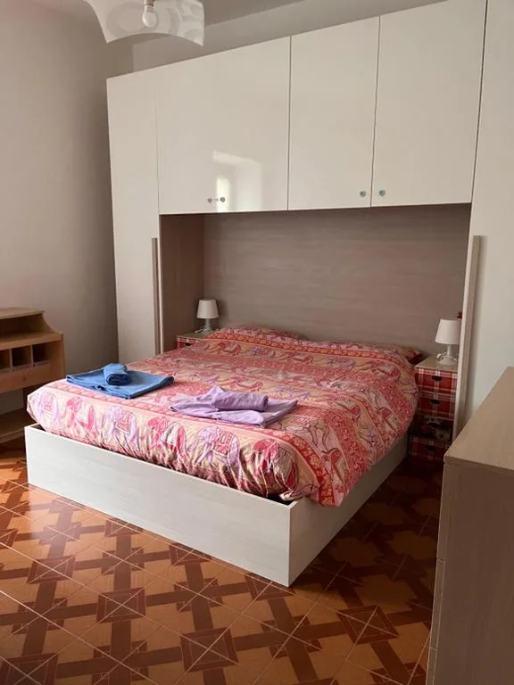 Il Cortile Como Single & Double Room in apartment NO HOTEL — foto 6