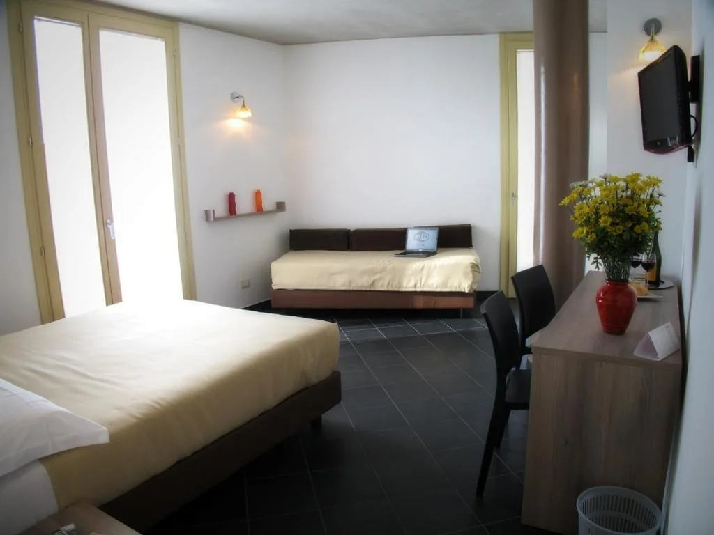 Junior Suite — 6 Porte Guesthouse
