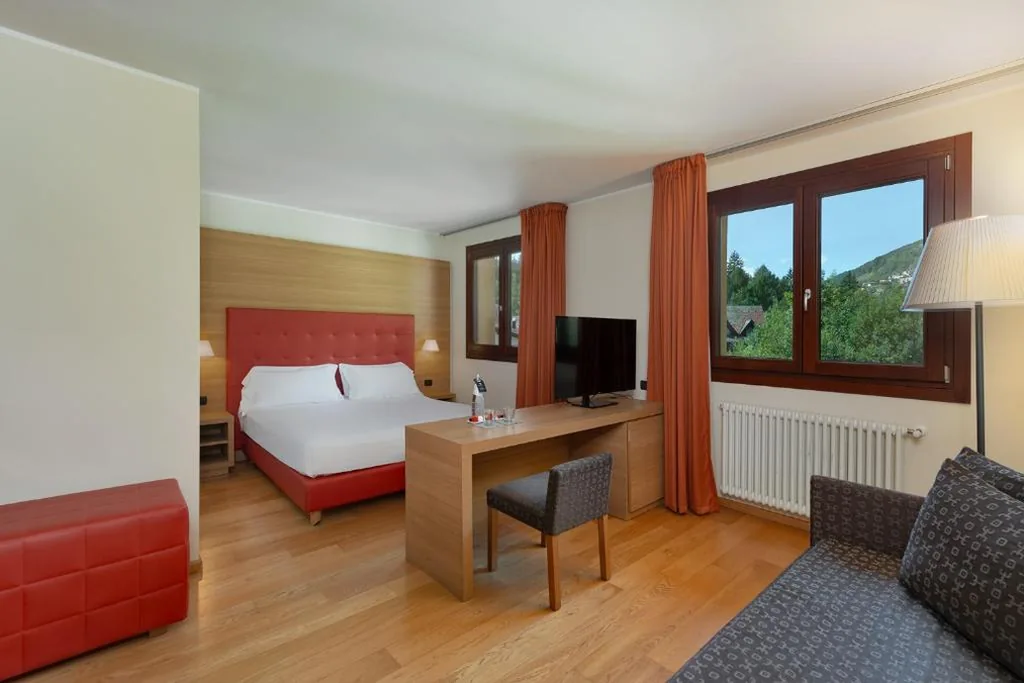 Junior Suite — Blu Hotel Acquaseria