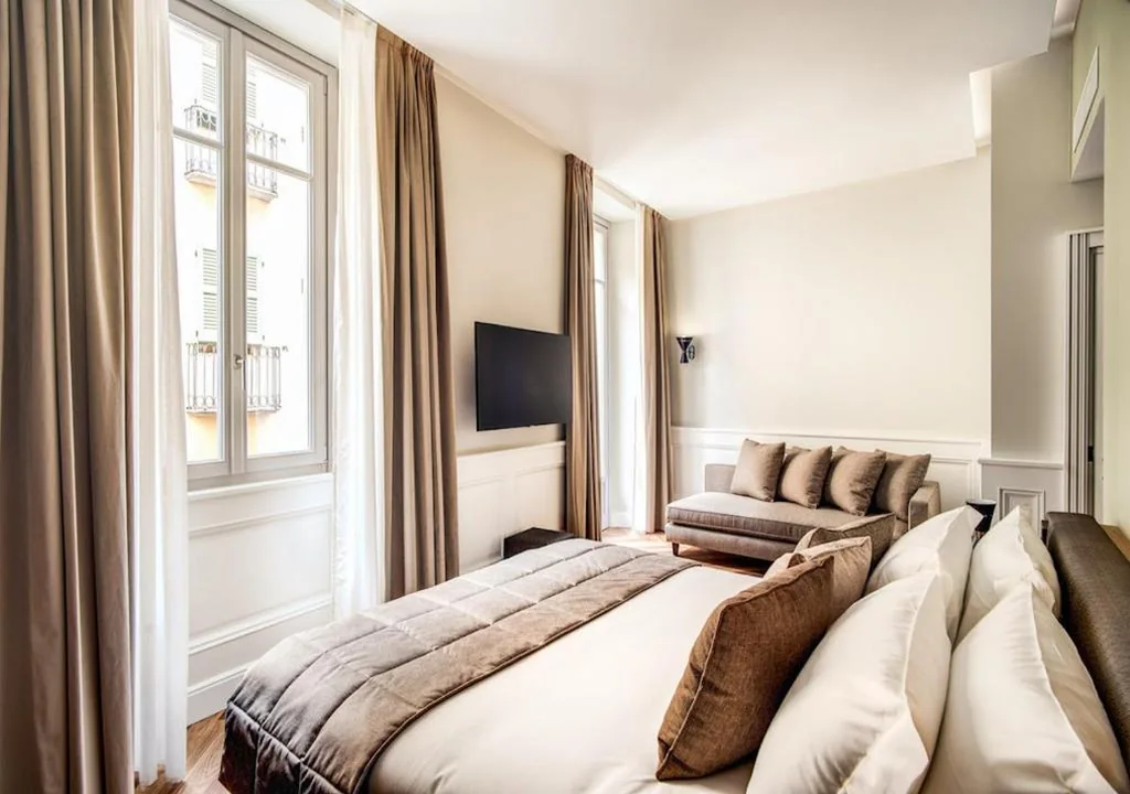 Junior Suite con Balcone — DBH – Boutique Hotel Lake Como