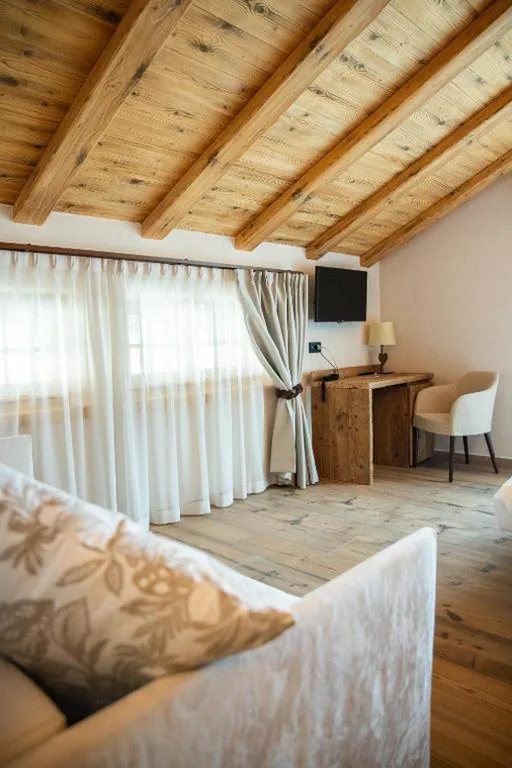Junior Suite with Balcony — Hotel La Montanina