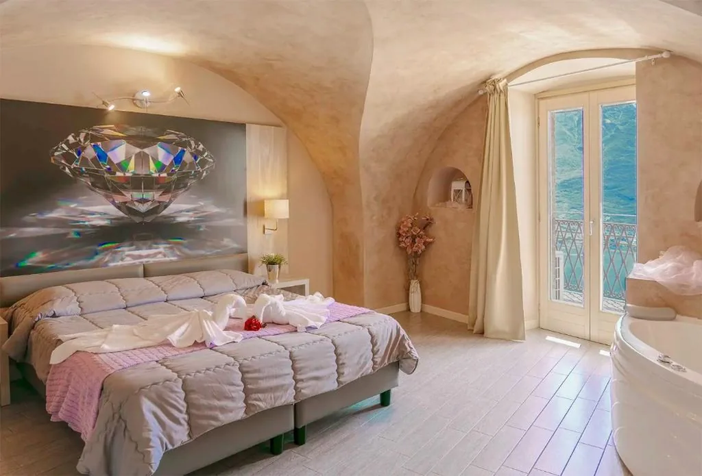 Junior Suite with Balcony — Hotel Miralago
