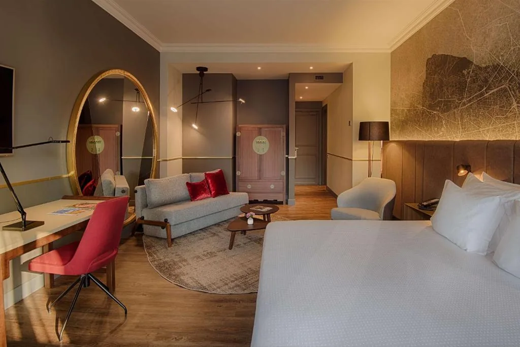 Junior Suite with Extra Beds (2 Adults + 2 Children) — NH Collection Porta Nuova