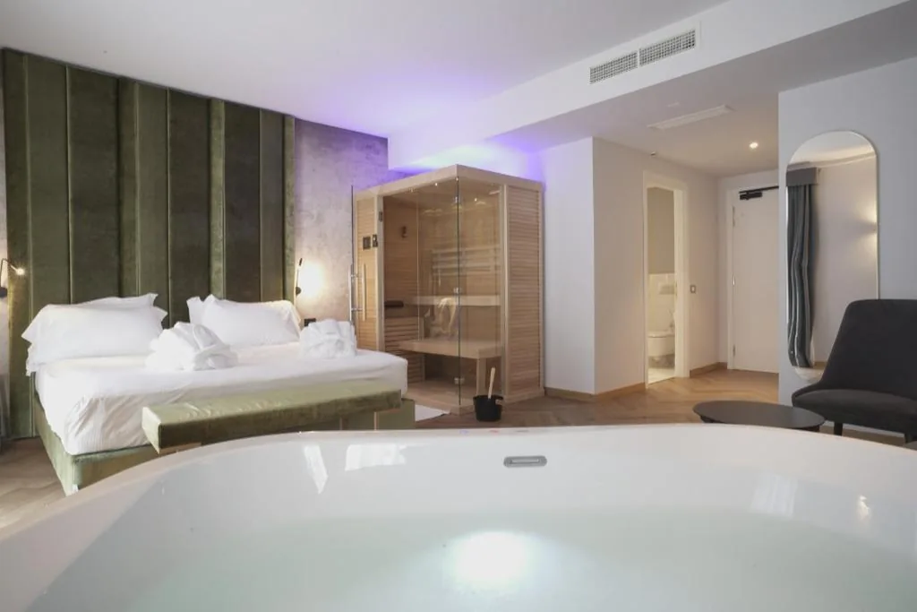 Junior Suite with Sauna — Palazzo Santo Spirito