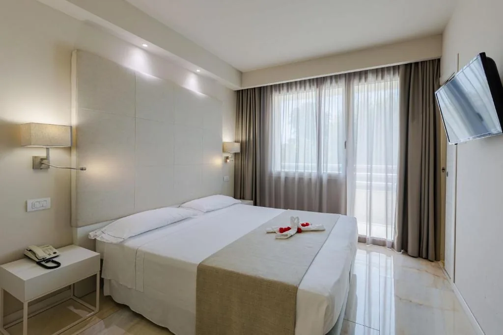Junior Suite con Vista Giardino — Hotel Du Parc