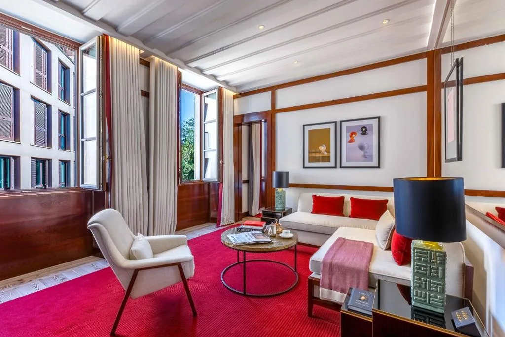 Junior Suite with Garden View — Portrait Milano – Lungarno Collection