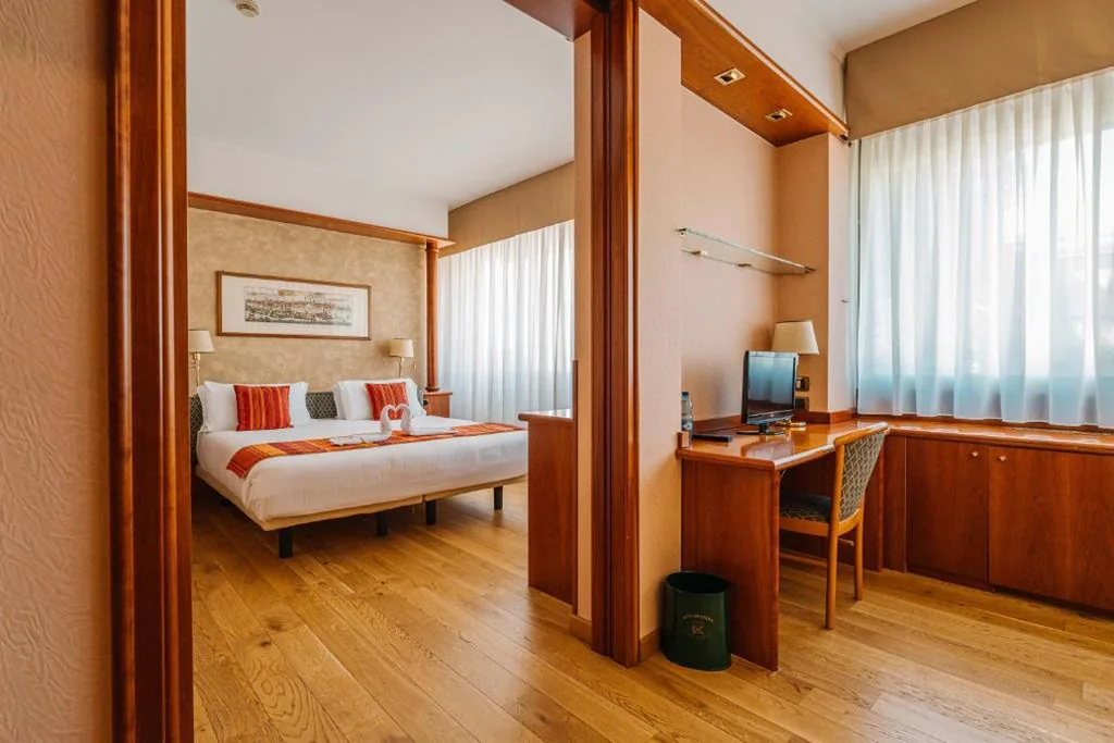 Junior Suite — Crystal Hotel Varese