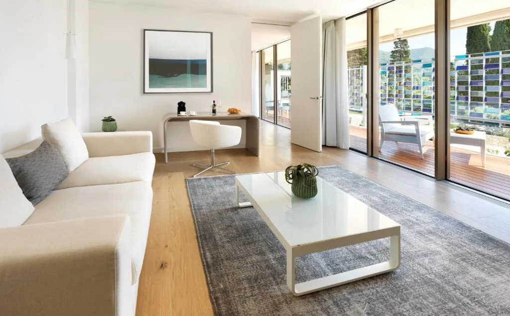 Junior Suite — Eden Reserve Hotel