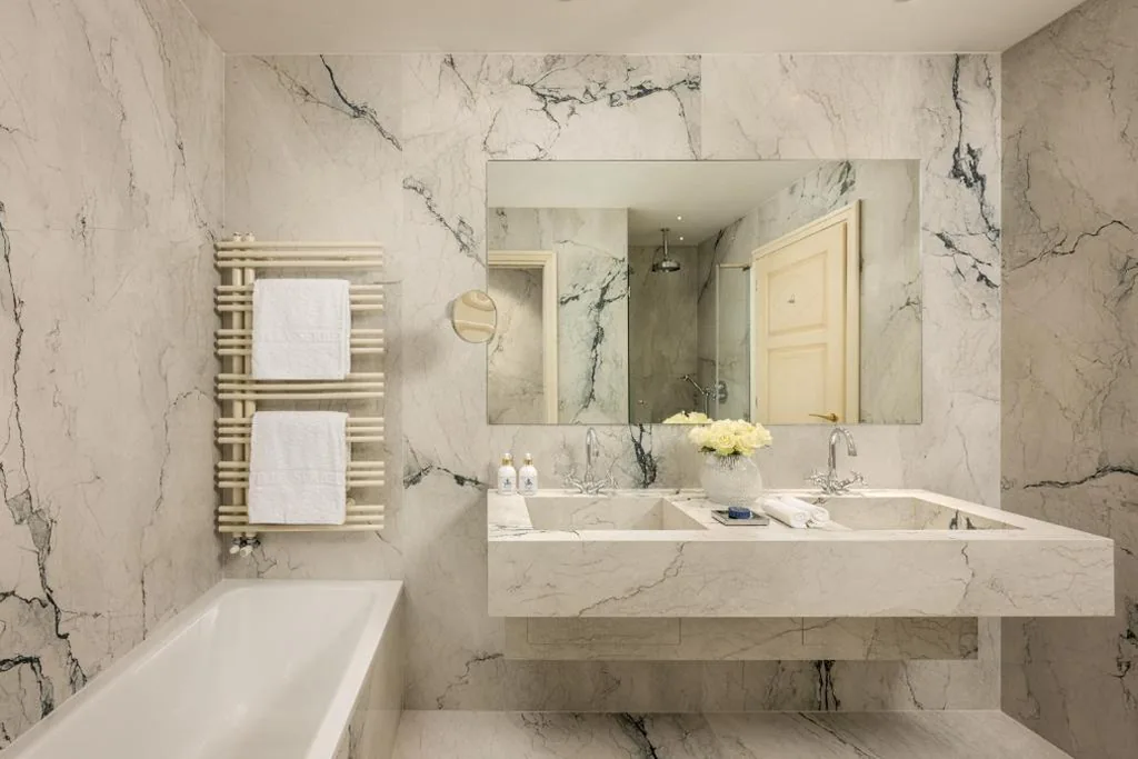 Junior Suite — Grand Hotel Villa Serbelloni – The only Relais & Châteaux on Lake Como