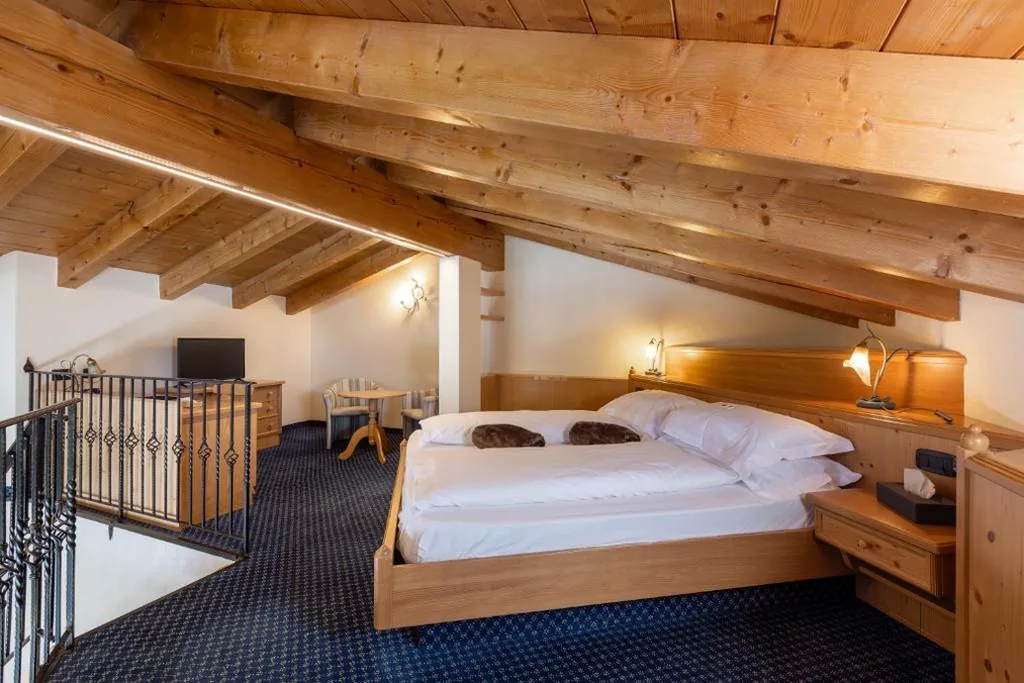 Junior Suite — Hotel Flora