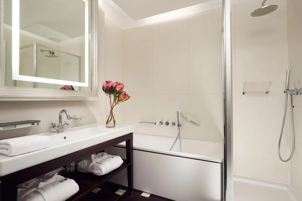 Junior Suite Double — UNA Hotels Cusani Milano