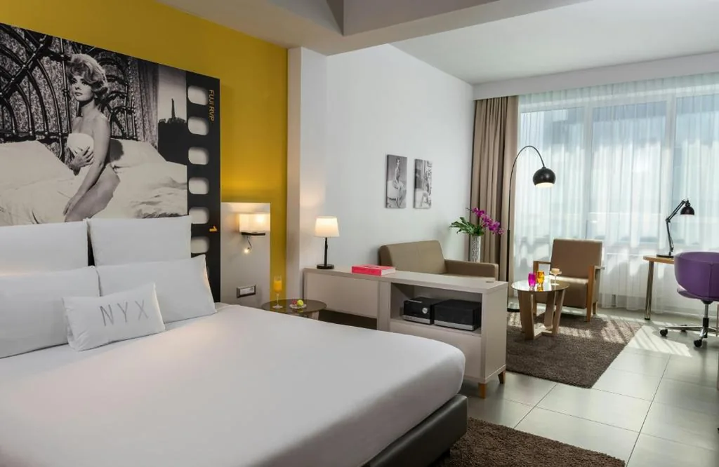 Junior Suite — NYX Hotel Milan by Leonardo Hotels