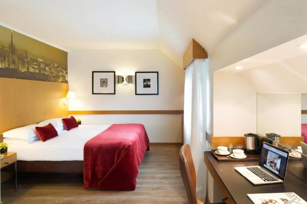 Junior Suite — Starhotels Tourist