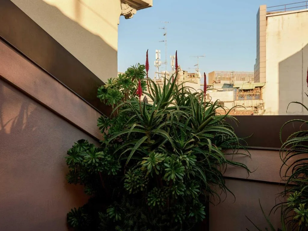 Junior Suite — STRAF, Milan, a Member of Design Hotels
