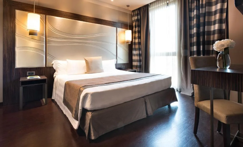 Junior Suite — Uptown Palace