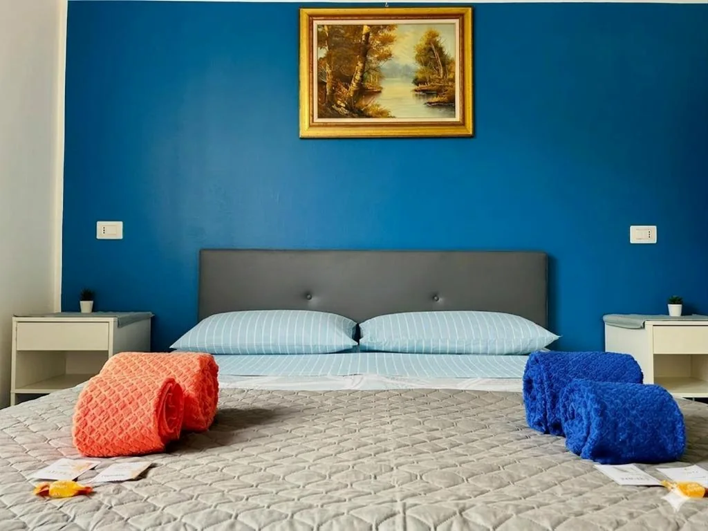 -L’ Oasi Del Turista, Room 3- CENTRAL STATION