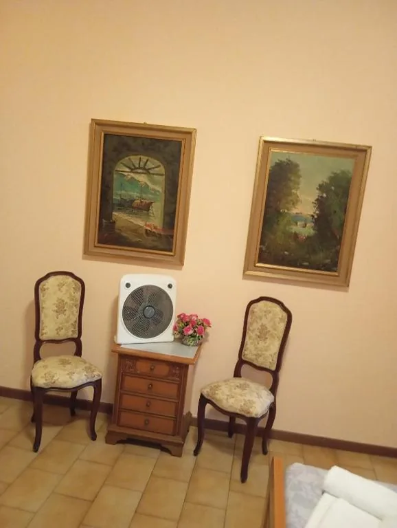 LA CASA DI TERRY Borgo Storico Centro Città — foto 4