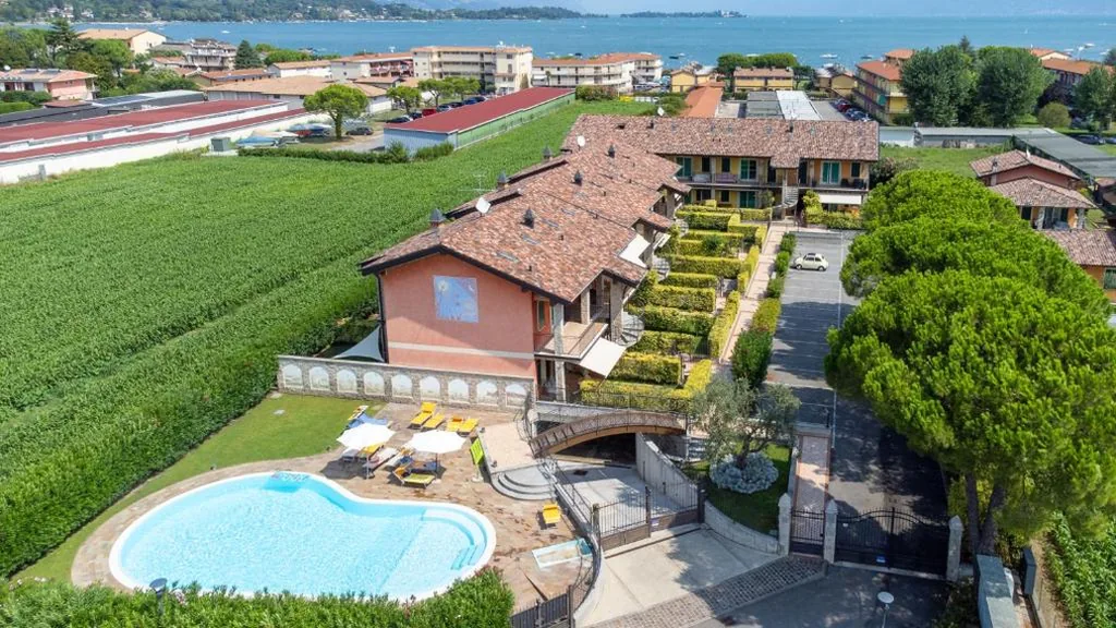 Lago di Garda a 300m – House in Manerba