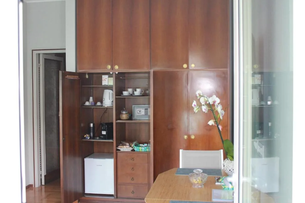 Lakeviewcabin – King Room With Balcony — foto 4
