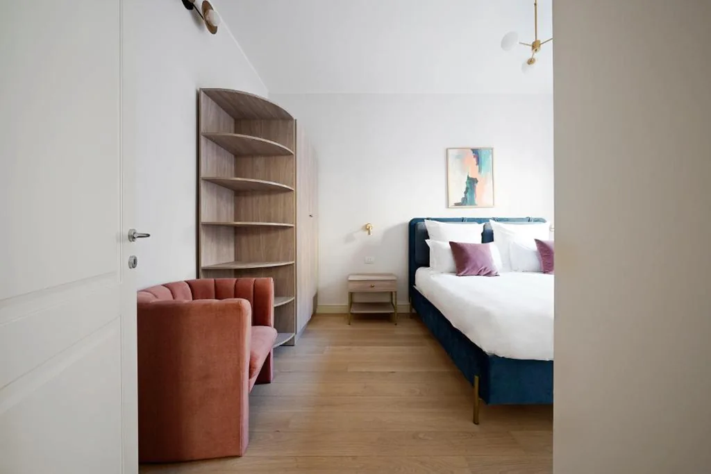 Large 1 Bedroom Apartment with Balcony and Sofa Bed — Numa Milan Loreto