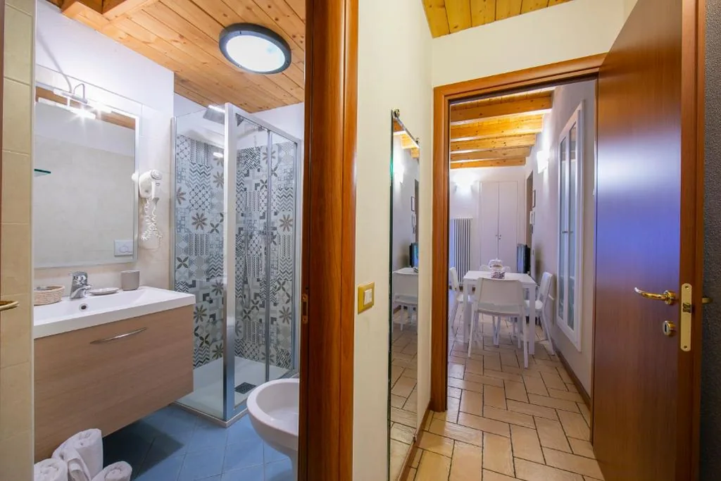 Le Stanze del Lago Apartments — foto 8
