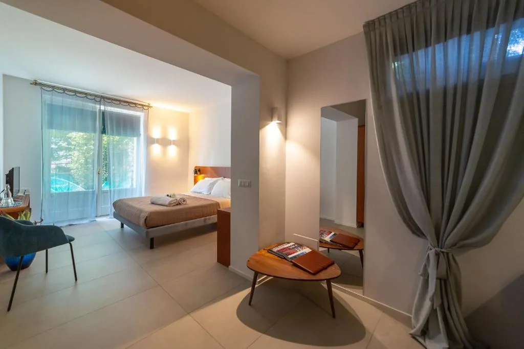 Le Stanze del Lago Suites & Pool