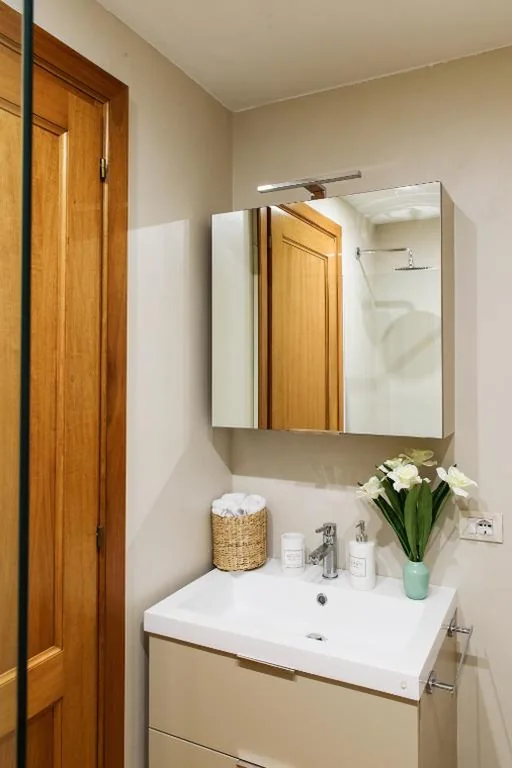 Lora Center Room, near the lake with air conditioner — foto 7