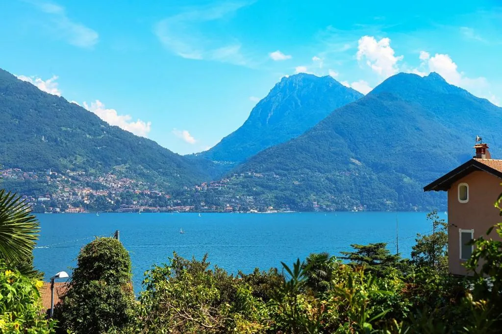 Lost In Paradise – by MyHomeInComo — foto 4
