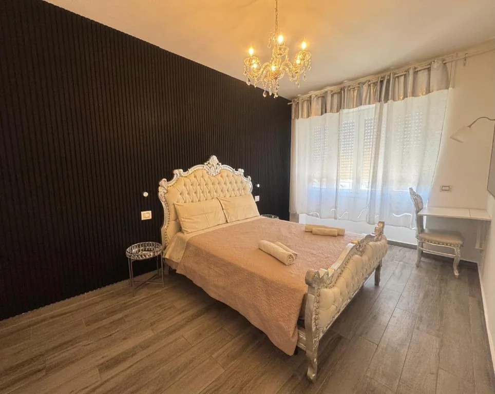 Luxury Room – 1