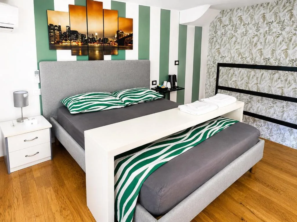 Milano Brenta Suites Room for 2