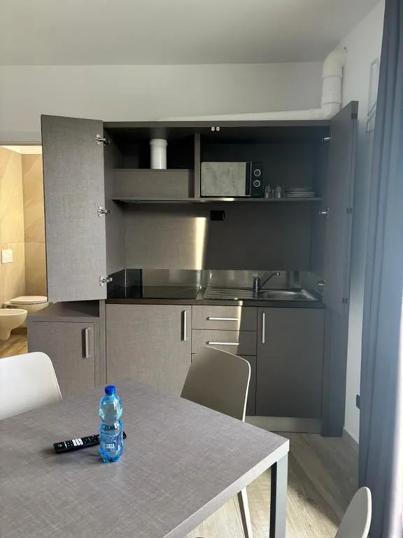 Monolocale con Balcone — Bis Hotel Varese