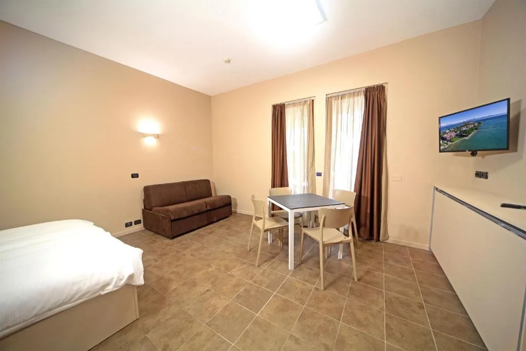 Monolocale con Balcone — Hotel Smeraldo