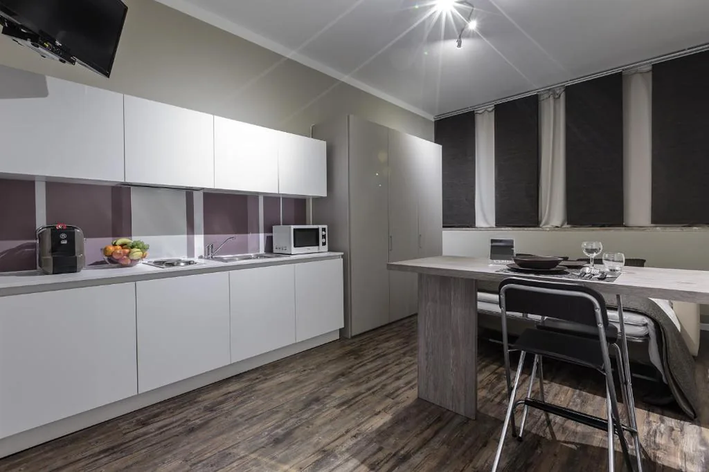 Monolocale con Divano-Letto — Studio Inn De Angeli