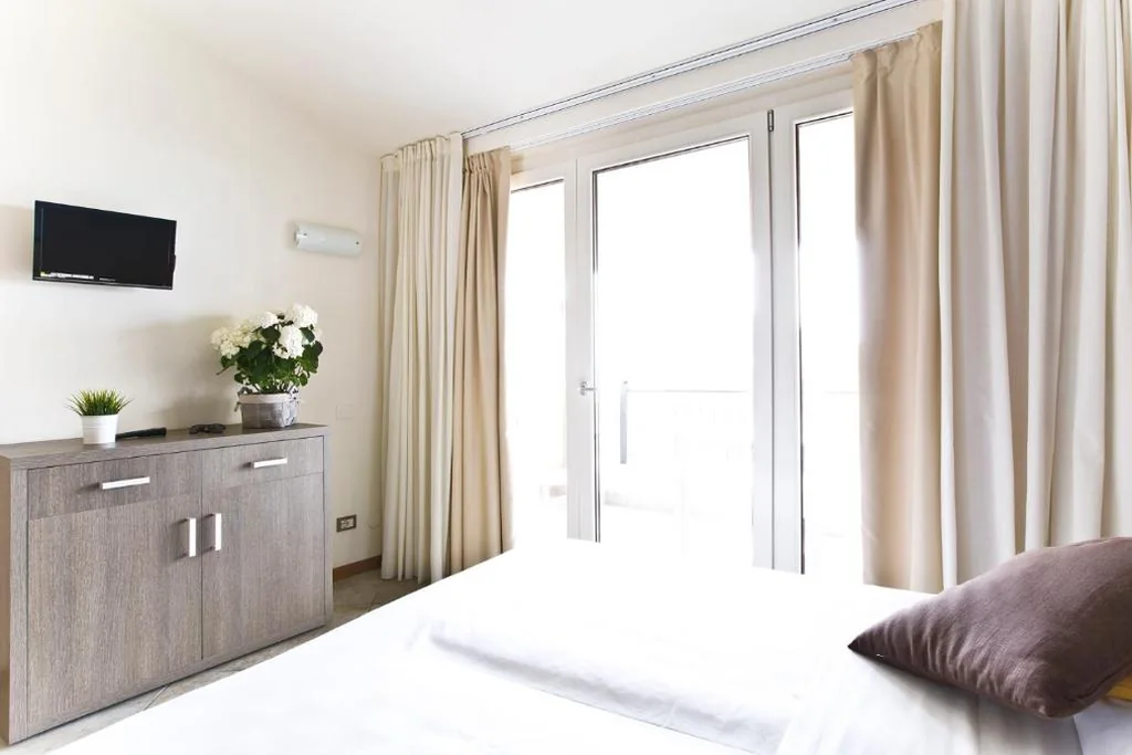 Monolocale con Vista Lago — Hotel Belvedere