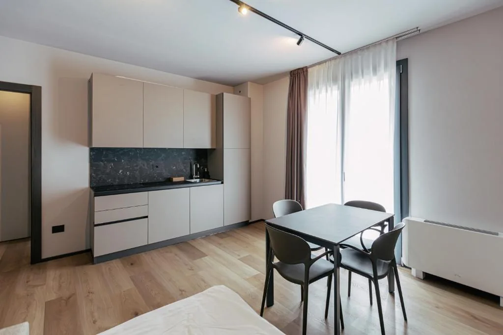 Deluxe Studio — Ah Virgilio Apartments Resort