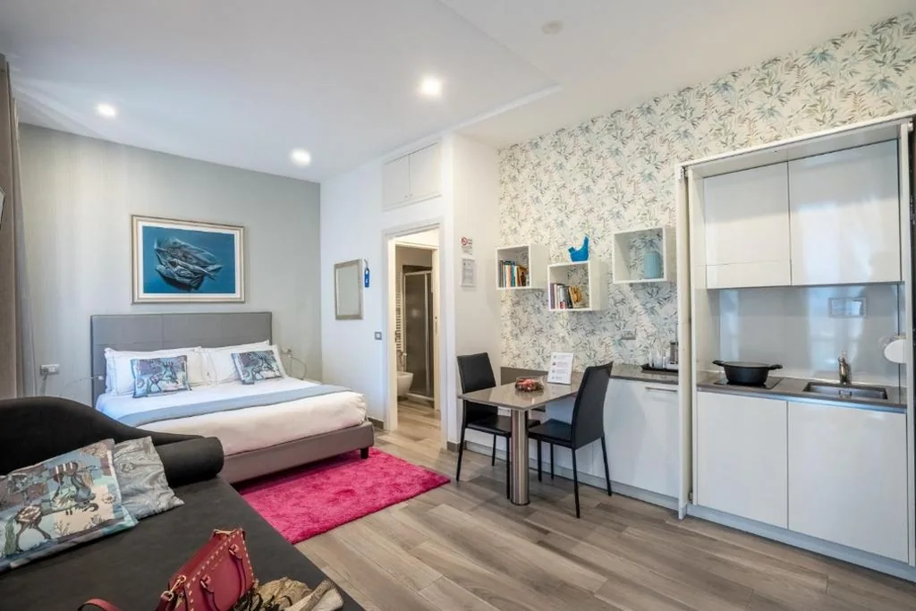 Monolocale Deluxe — Monza City Rooms & Studios