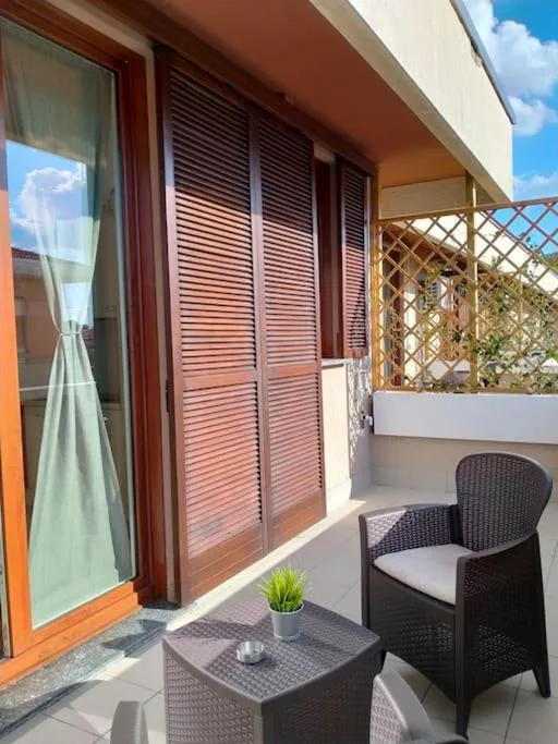 Monolocale Familiare — suite room malpensa b&b