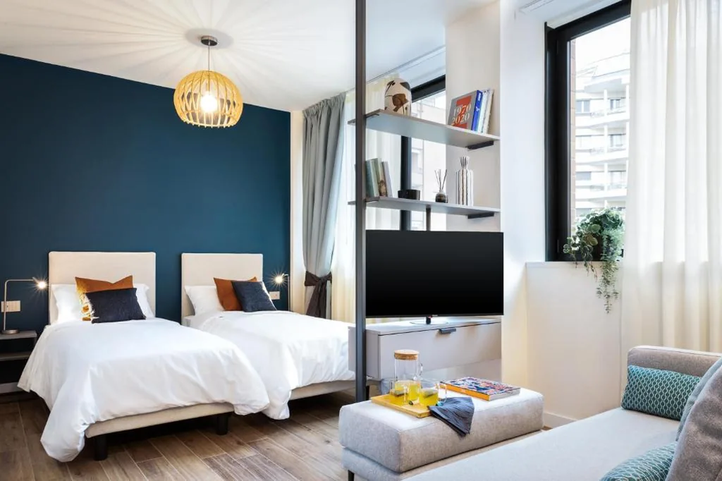 Superior Studio — CO99 Art Building Residence