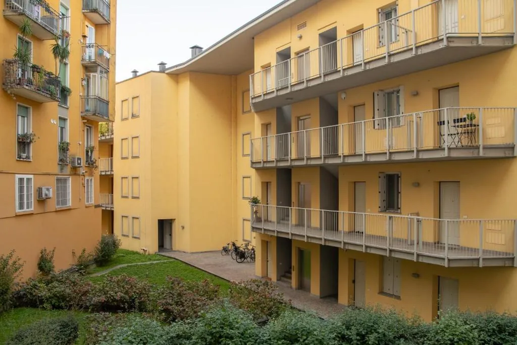 Navigli – LeoBrothers – Alzaia Naviglio Pavese 8 — foto 6