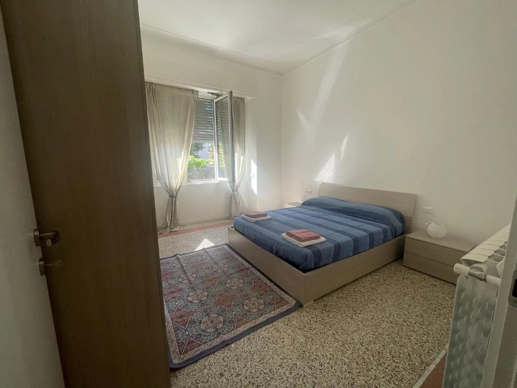 Nuova Casa vacanze nonna Prassede con giardino e posto auto