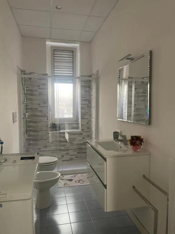 Nuova Casa vacanze nonna Prassede con giardino e posto auto — foto 3