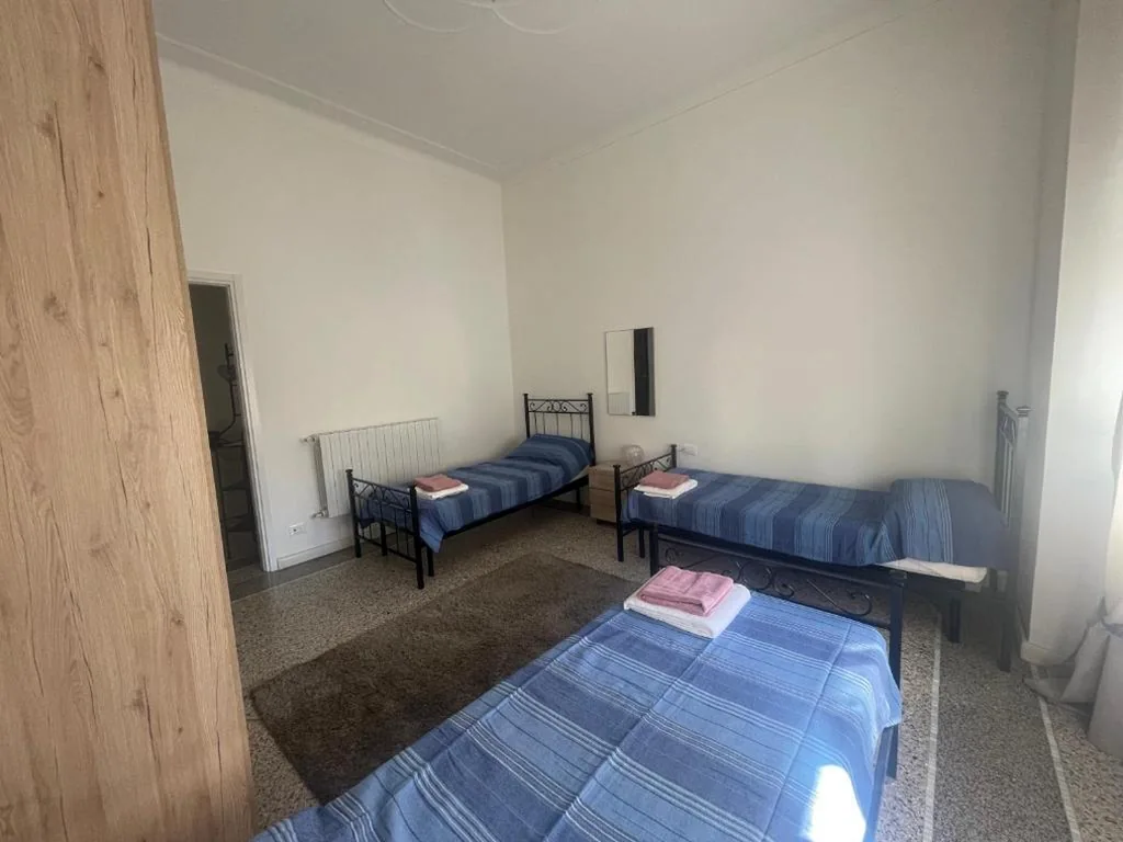 Nuova Casa vacanze nonna Prassede con giardino e posto auto — foto 7