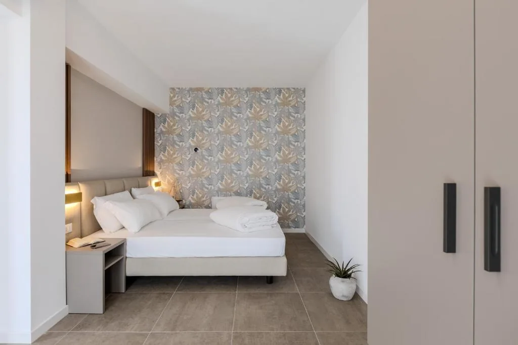 One-Bedroom Standard Apartment with Garden View — Lumia Living Limone