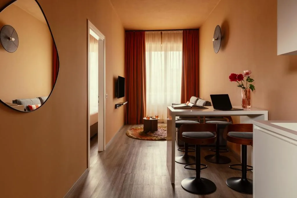 Original Apartment - 1 Bedroom - Kitchen — Bob W Milan Ticinese