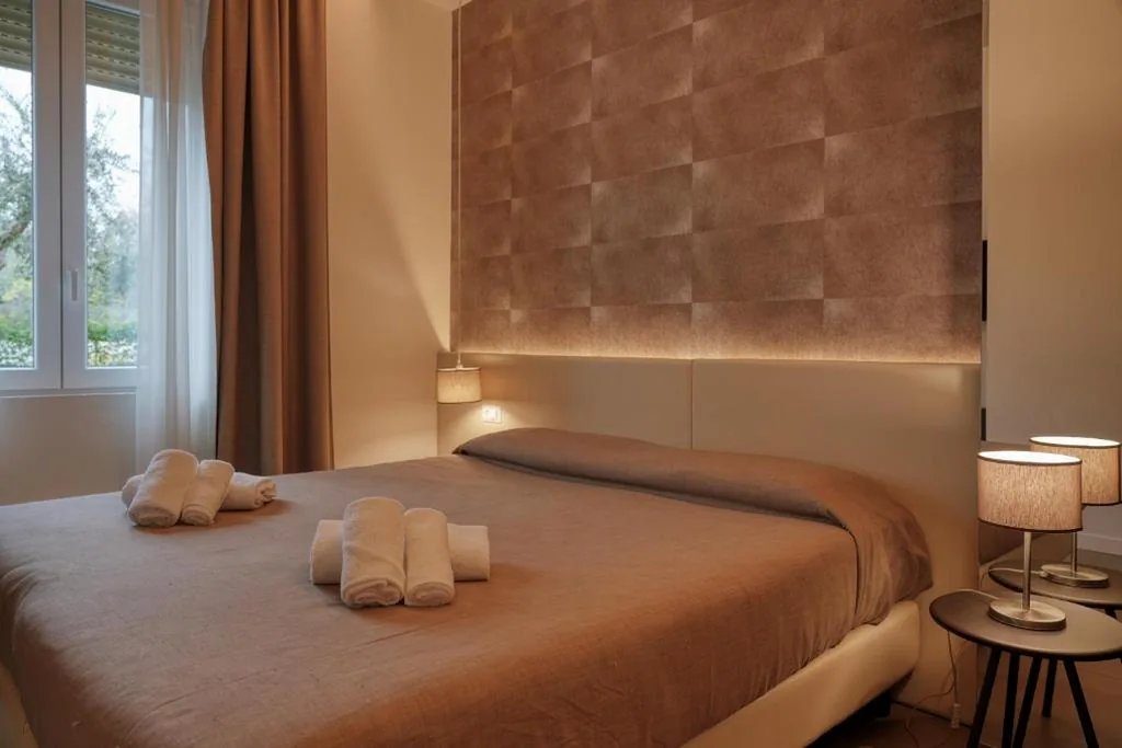 Small Double/Twin Room — Hotel Palazzo del Garda & Spa