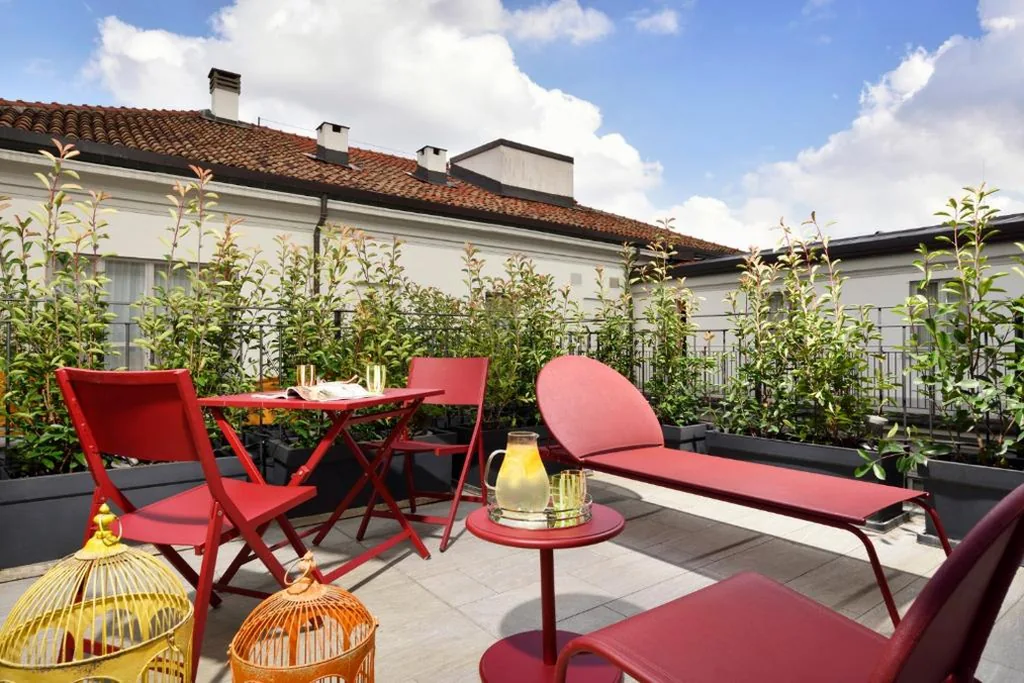 Premium Queen Room with Terrace Access — Hotel Indigo Milan – Corso Monforte by IHG