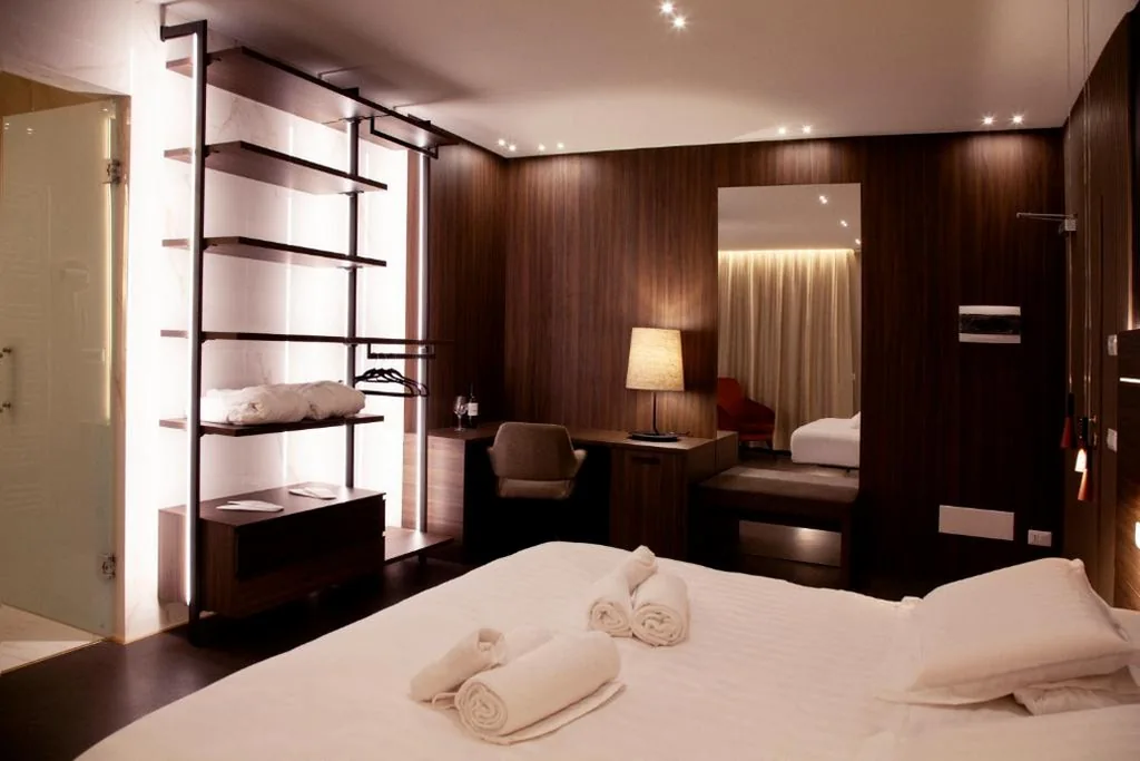 PRESTIGE ROOM Milano