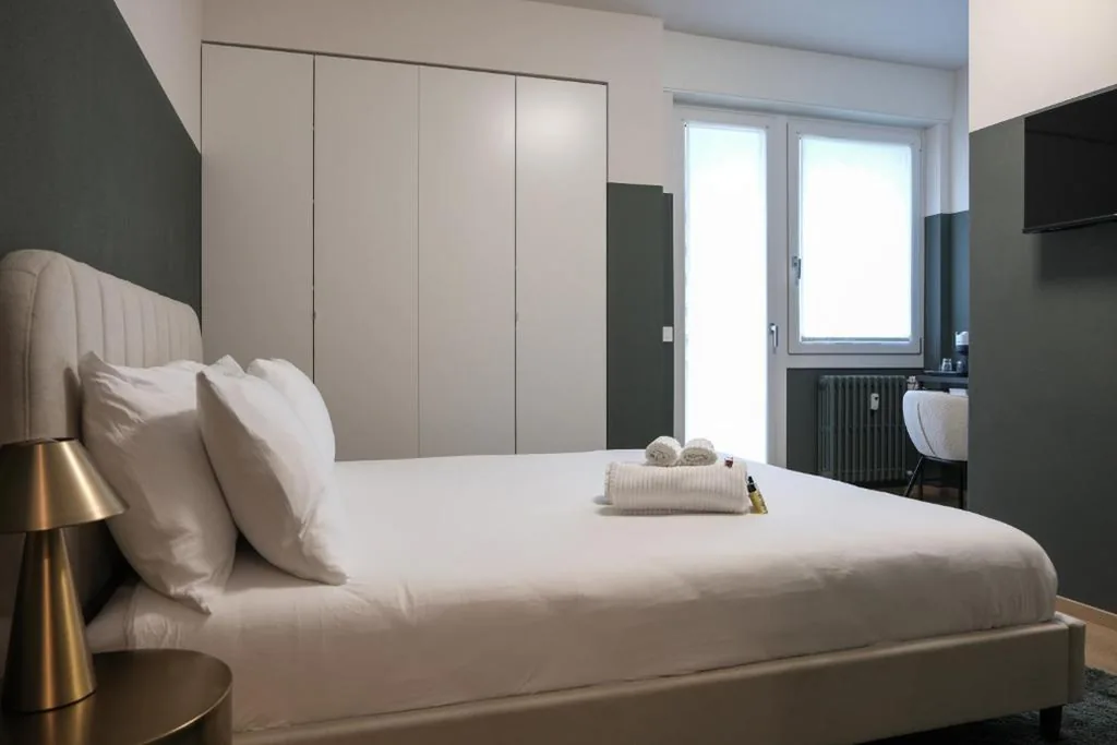 Prestige Suite Room – 30 Seconds Walk to Bernina Express