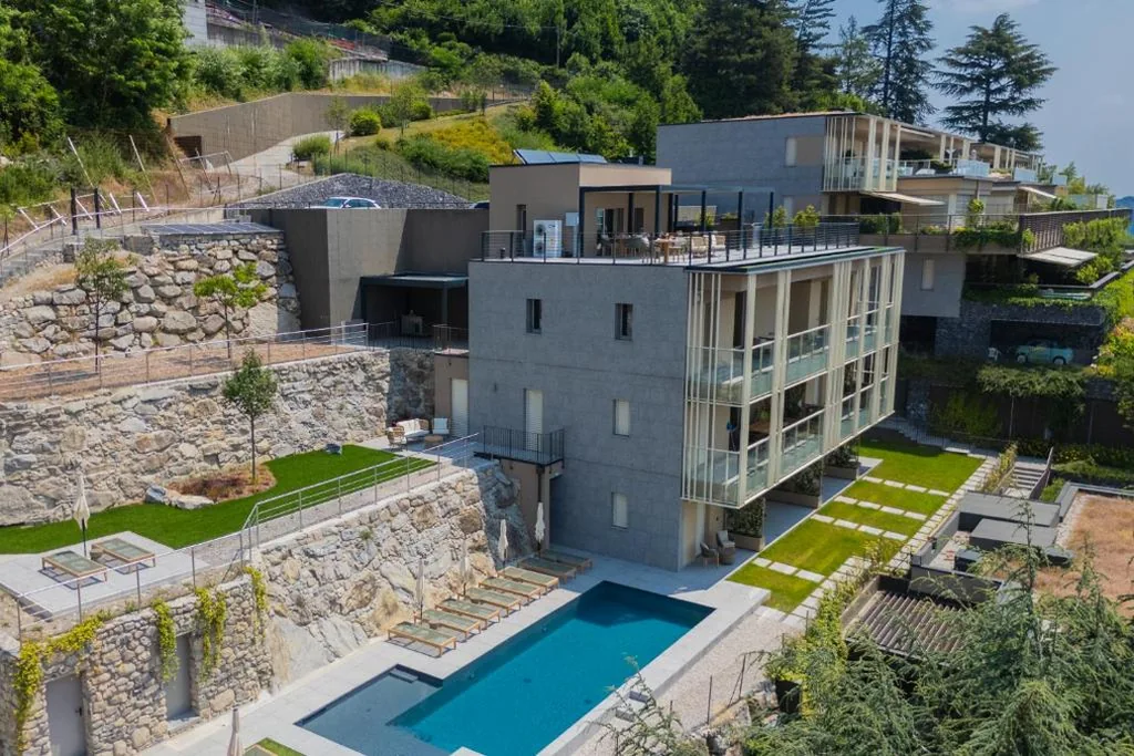 PureView Luxury Suites – AdultsOnly