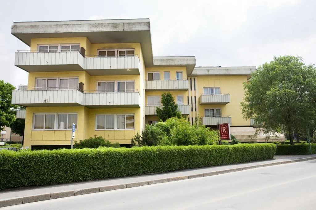 Regal Residence — foto 7